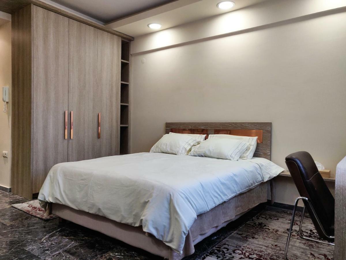 Agias Sofias Street Luxurious Studio سالونيك المظهر الخارجي الصورة